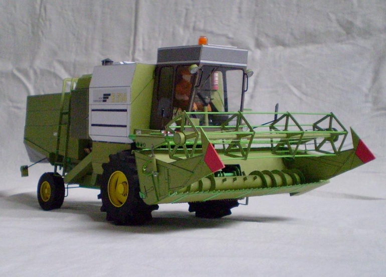 46912