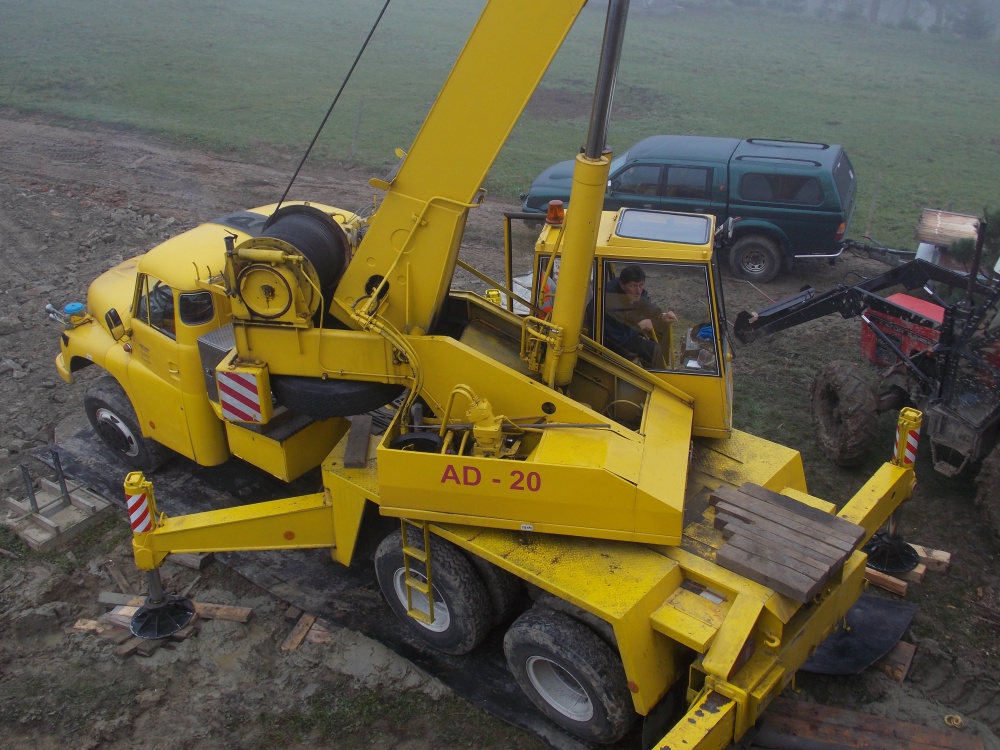 FOTO Tatra 148 AD 20 + T 148 nosi� kontejner�