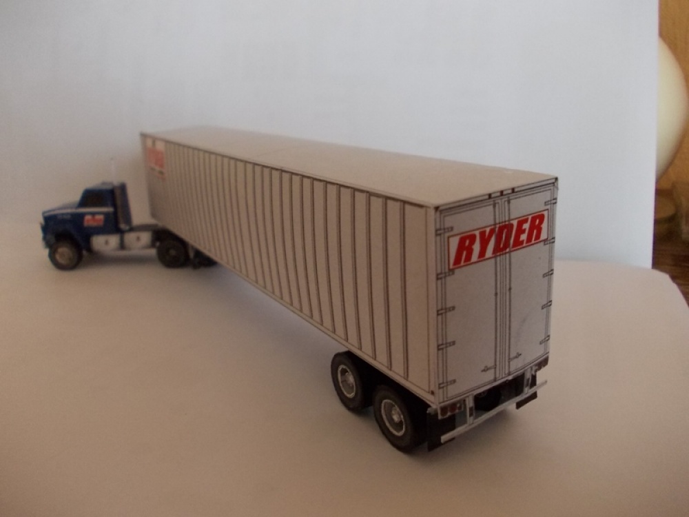 Fruehauf RTL