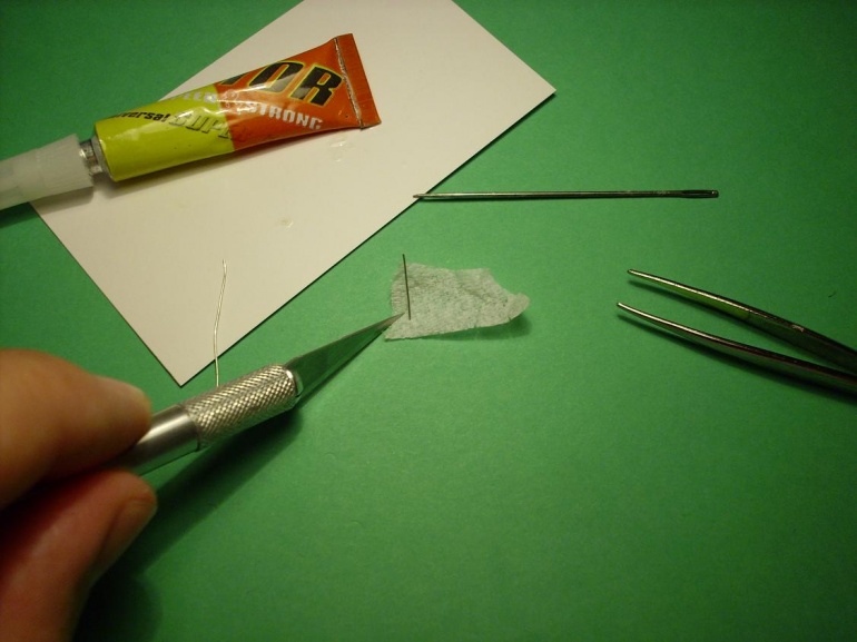 25856