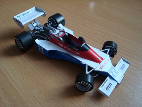 GALERIE MODEL� F1 - MIRES