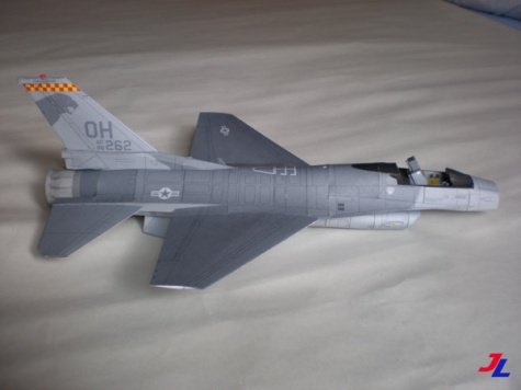 General Dynamics F-16C General Dynamics F-16C