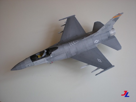 General Dynamics F-16C General Dynamics F-16C