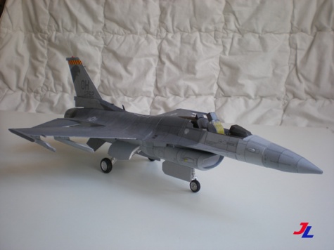 General Dynamics F-16C General Dynamics F-16C