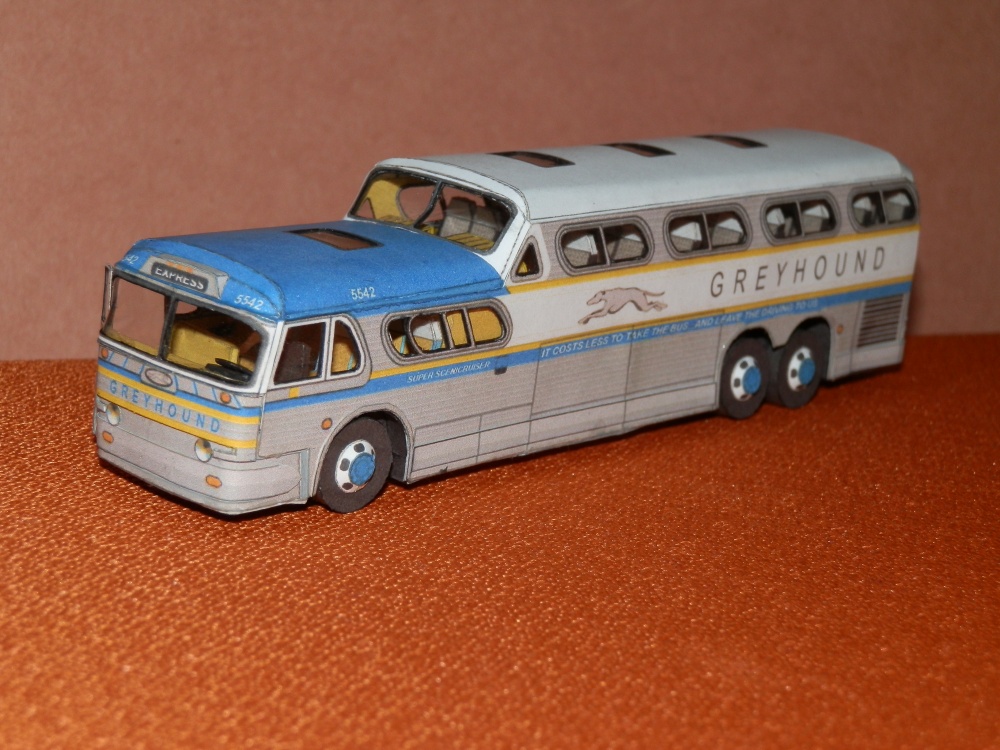GMC scenicruiser