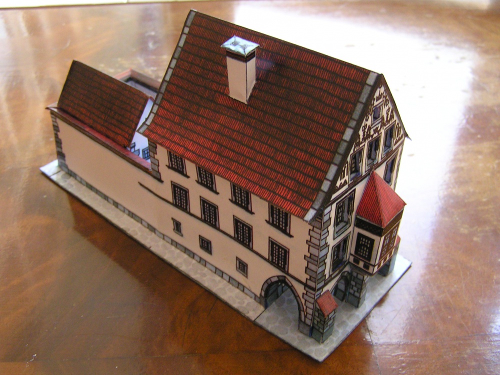 Gotický dom (Plná velikost v novém okně) Gotický dom