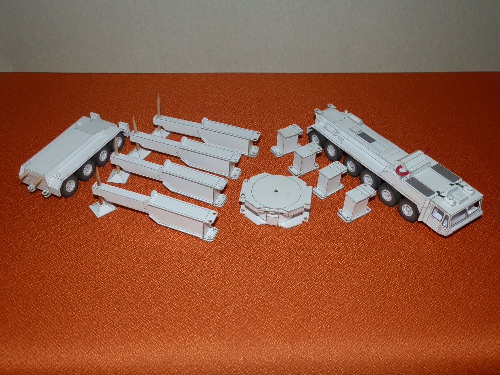 Gottwald AMK 1000-103 / AMK 1000-93 (Plná velikost v novém okně) Gottwald AMK 1000-103 / AMK 1000-93