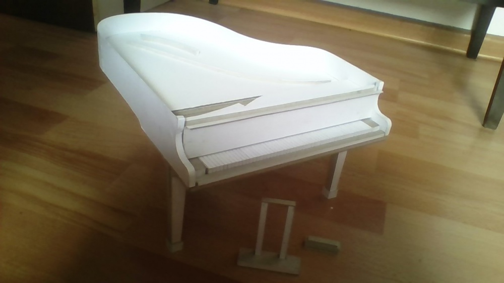 grand piano 