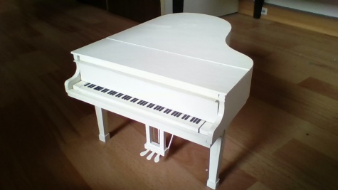 grand piano 