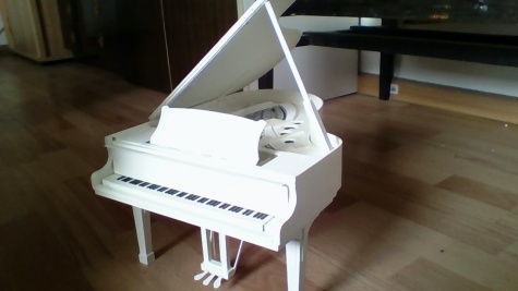 grand piano 