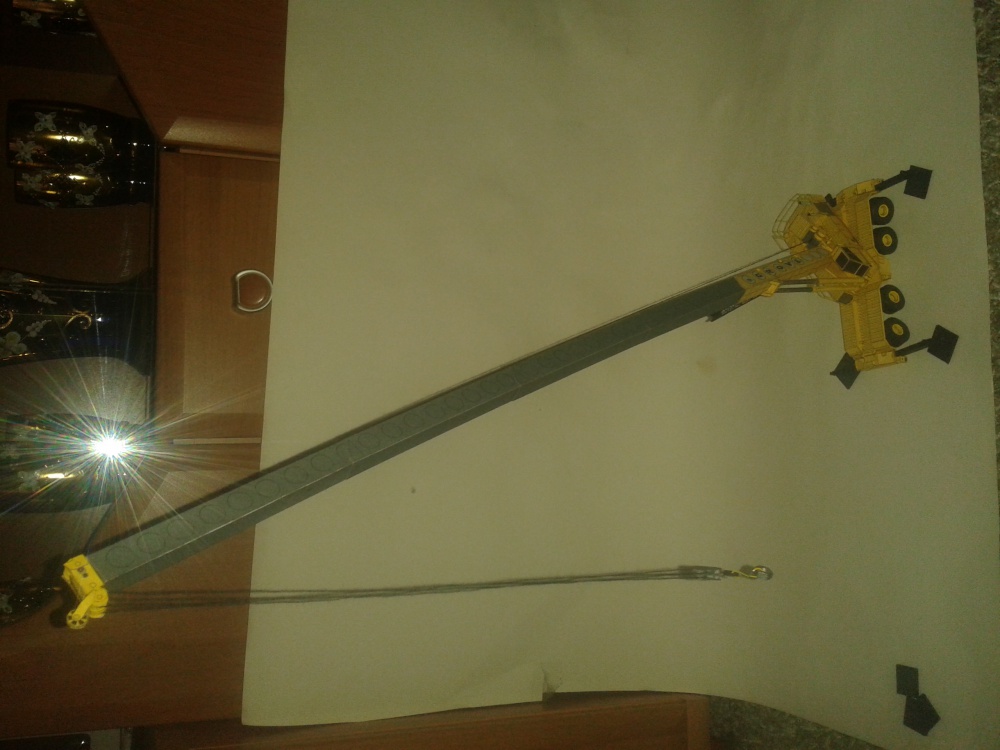 GROVE RT 1650 (Plná velikost v novém okně) GROVE RT 1650