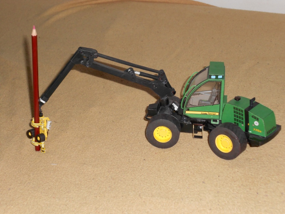 Harvestor JD 770 D (Plná velikost v novém okně) Harvestor JD 770 D