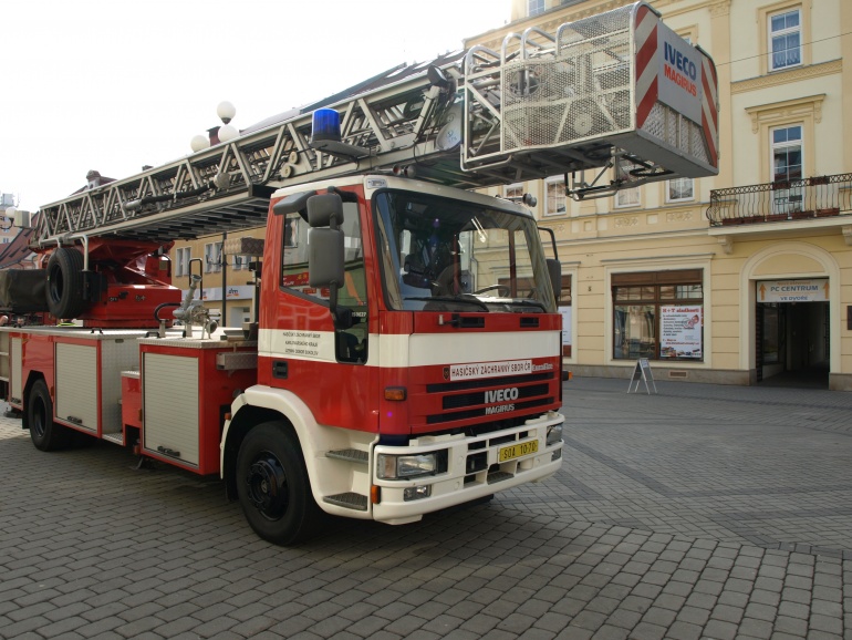 76026