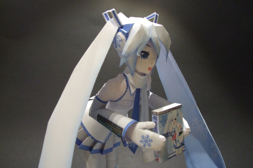 293823