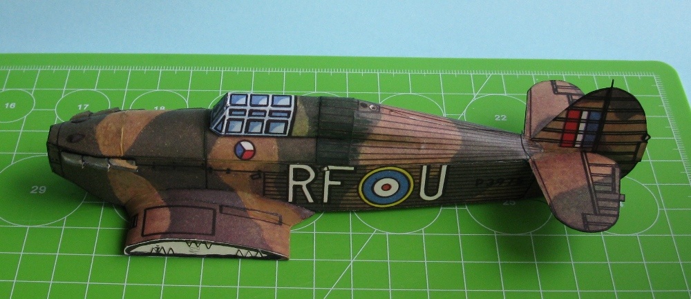 Hawker Hurricane Mk. I (Plná velikost v novém okně) Hawker Hurricane Mk. I