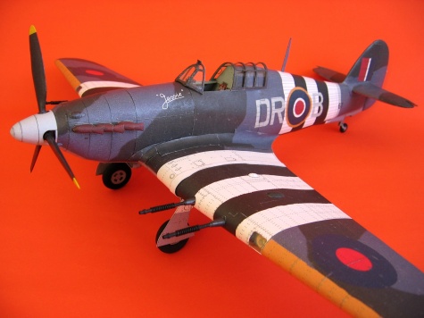 Hawker Hurricane Mk.IIC Hawker Hurricane Mk.IIC