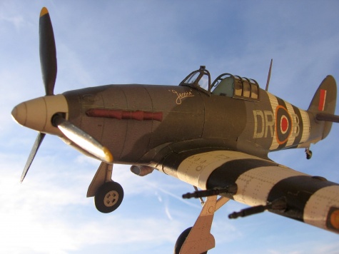 Hawker Hurricane Mk.IIC Hawker Hurricane Mk.IIC