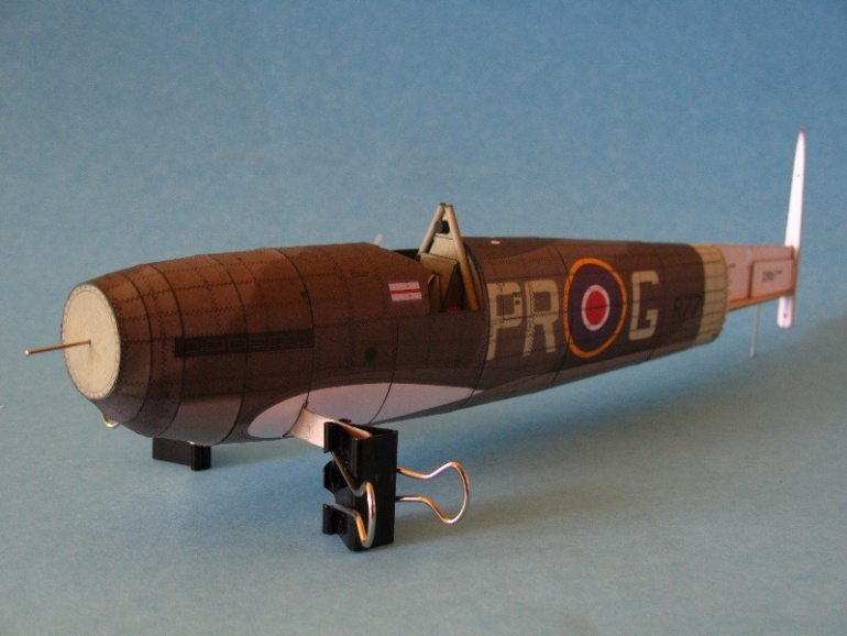 Hawker Typhoon Mk. IB (Plná velikost v novém okně) Hawker Typhoon Mk. IB