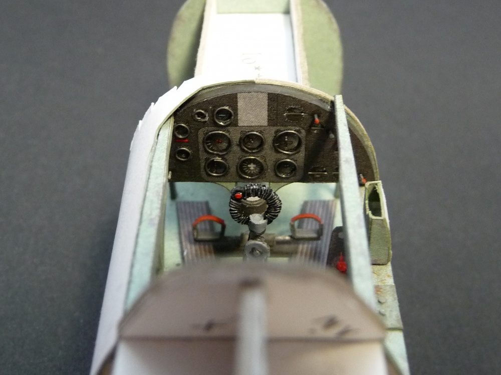 Hawker Hurricane Mk. IID (Plná velikost v novém okně) Hawker Hurricane Mk. IID