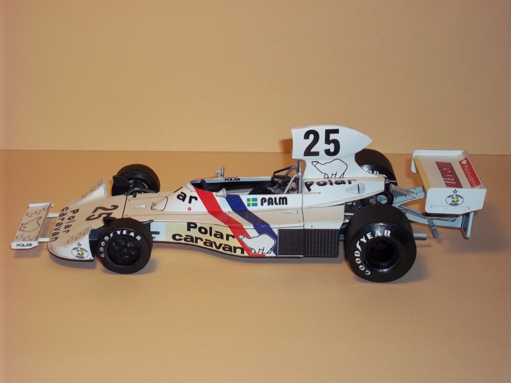 HESKETH 308B (Plná velikost v novém okně) HESKETH 308B