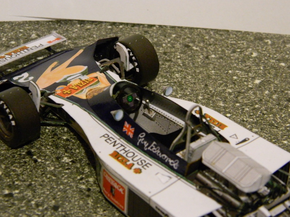 HESKETH 308D G.Edwards 1976 (Plná velikost v novém okně) HESKETH 308D G.Edwards 1976