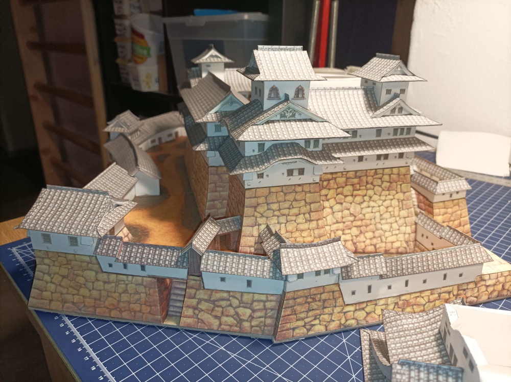 Himeji (Plná velikost v novém okně) Himeji
