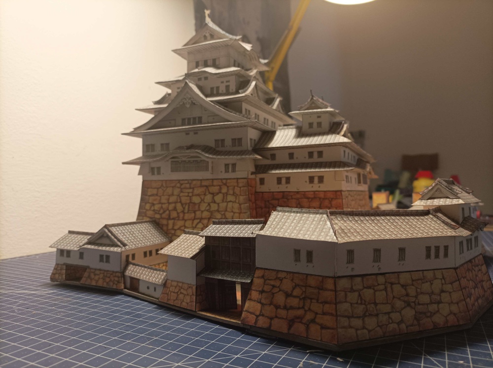 Himeji (Plná velikost v novém okně) Himeji