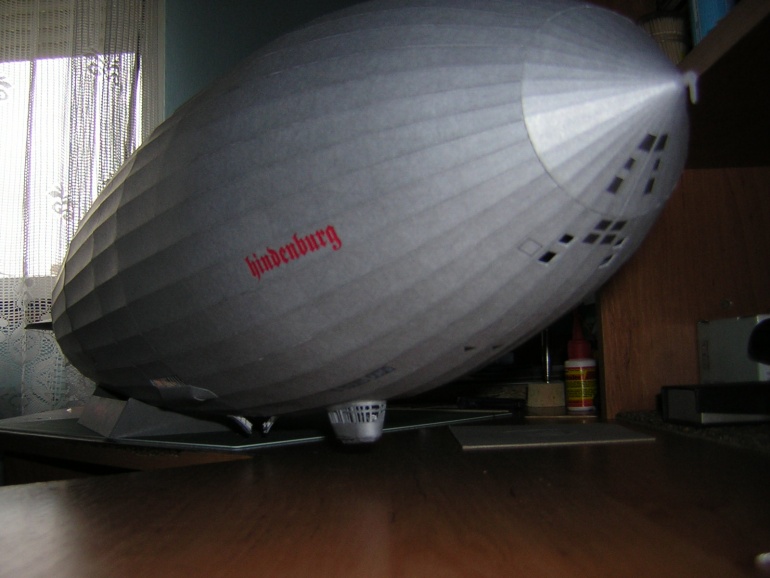 LZ-129 Hindenburg (Pln� velikost v nov�m okn�) LZ-129 Hindenburg