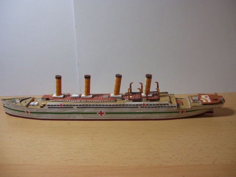 HMHS Britannic (Plná velikost v novém okně) HMHS Britannic