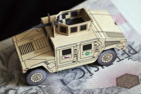HMMWv M1114