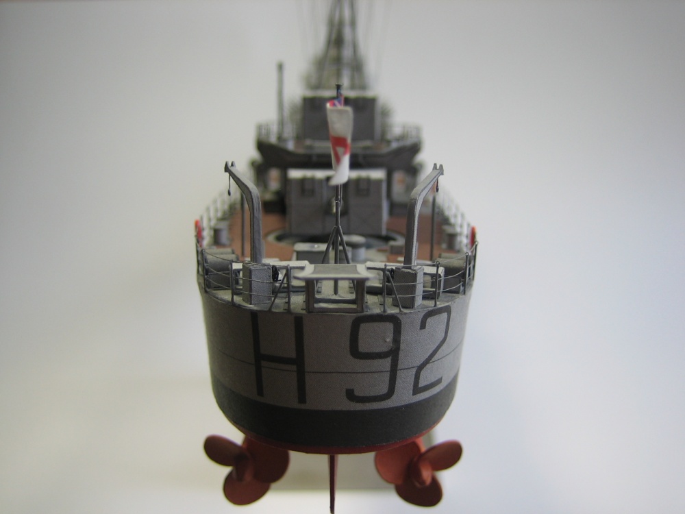 HMS Glowworm (Plná velikost v novém okně) HMS Glowworm