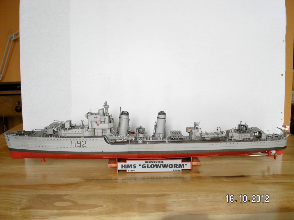 HMS Glowworm (Plná velikost v novém okně) HMS Glowworm
