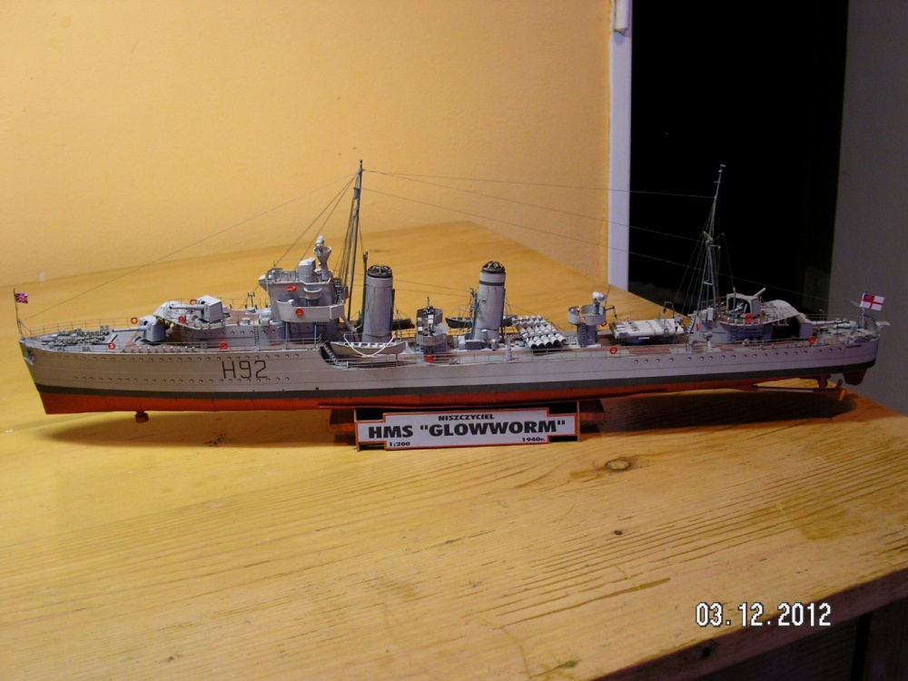 HMS Glowworm (Plná velikost v novém okně) HMS Glowworm