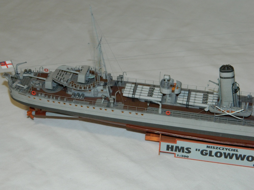 HMS Glowworm (Plná velikost v novém okně) HMS Glowworm