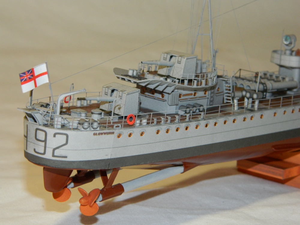 HMS Glowworm (Plná velikost v novém okně) HMS Glowworm