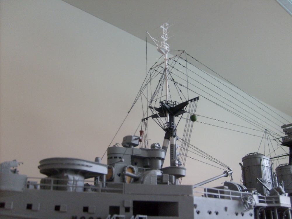 HMS Hood (Plná velikost v novém okně) HMS Hood