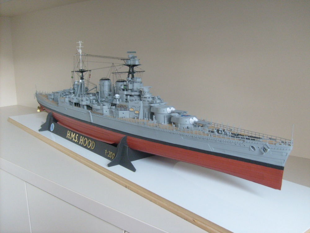 HMS Hood (Plná velikost v novém okně) HMS Hood