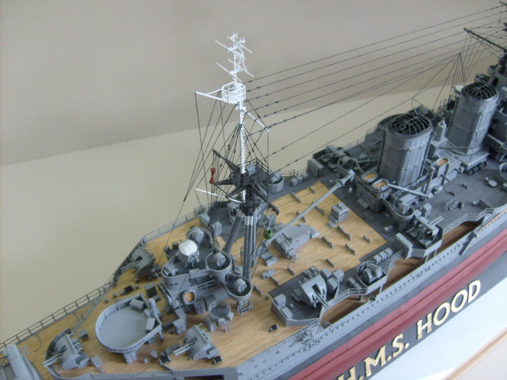 HMS Hood (Plná velikost v novém okně) HMS Hood