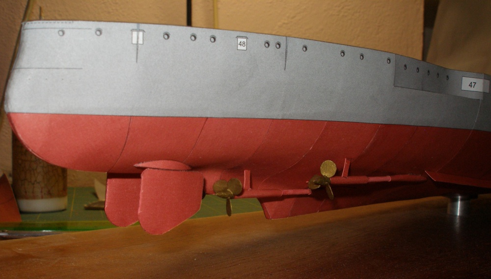 HMS IRON DUKE (Plná velikost v novém okně) HMS IRON DUKE