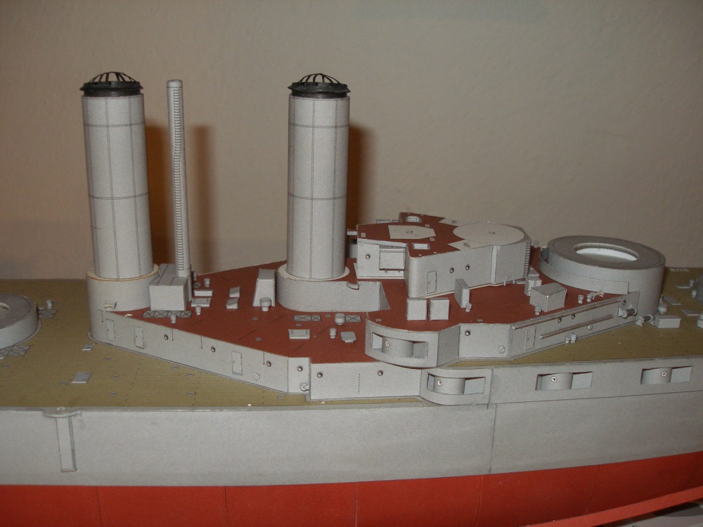 HMS IRON DUKE (Plná velikost v novém okně) HMS IRON DUKE