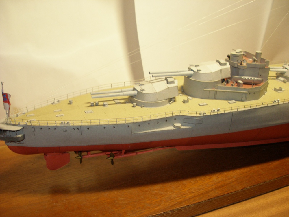 HMS IRON DUKE (Pln� velikost v nov�m okn�) HMS IRON DUKE
