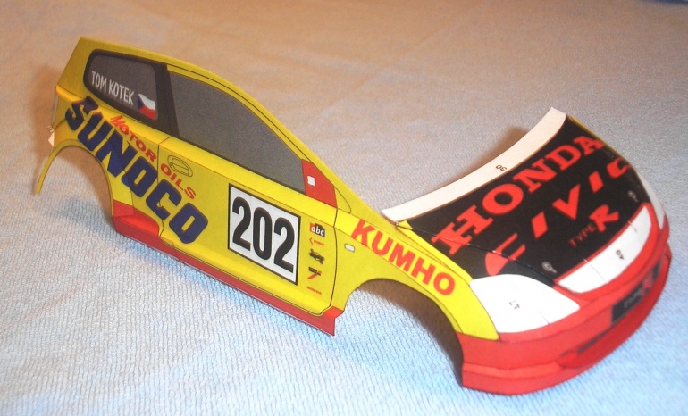 HONDA Civic (Plná velikost v novém okně) HONDA Civic