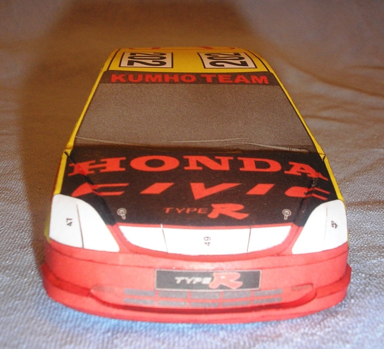 HONDA Civic (Plná velikost v novém okně) HONDA Civic