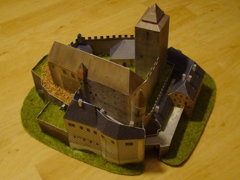 Hrad Kost (Plná velikost v novém okně) Hrad Kost