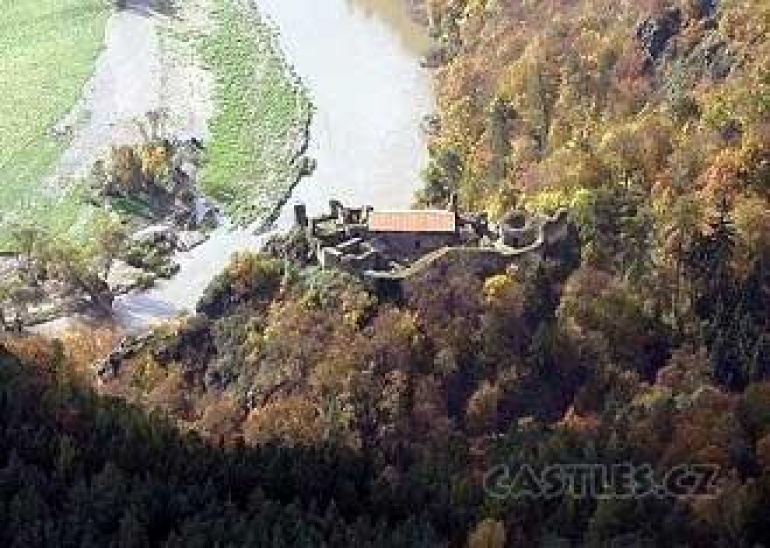 hrad Krašov (Plná velikost v novém okně) hrad Krašov