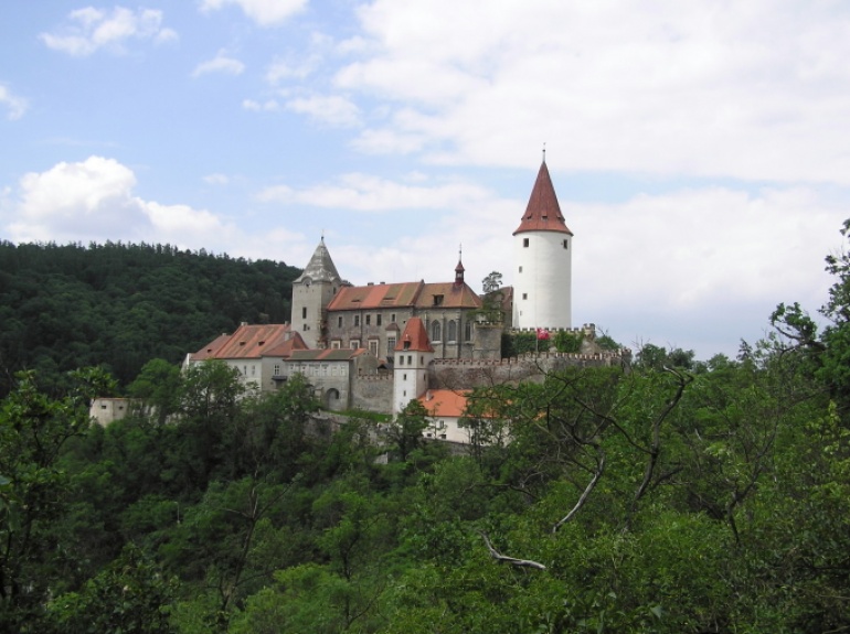 Hrad Křivoklát - foto skutečné stavby (Plná velikost v novém okně) Hrad Křivoklát - foto skutečné stavby