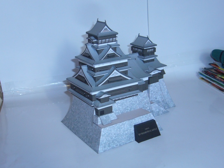 hrad Kumamoto (Plná velikost v novém okně) hrad Kumamoto