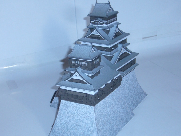 hrad Kumamoto (Plná velikost v novém okně) hrad Kumamoto