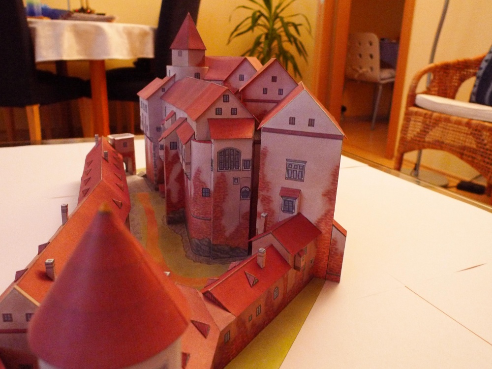 Hrad Pernštejn (Plná velikost v novém okně) Hrad Pernštejn
