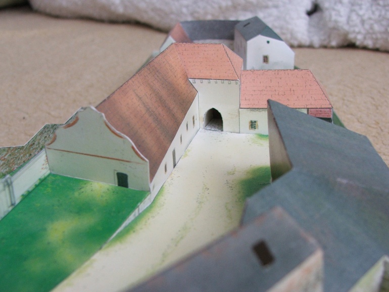 Hrad Pernštejn (Plná velikost v novém okně) Hrad Pernštejn